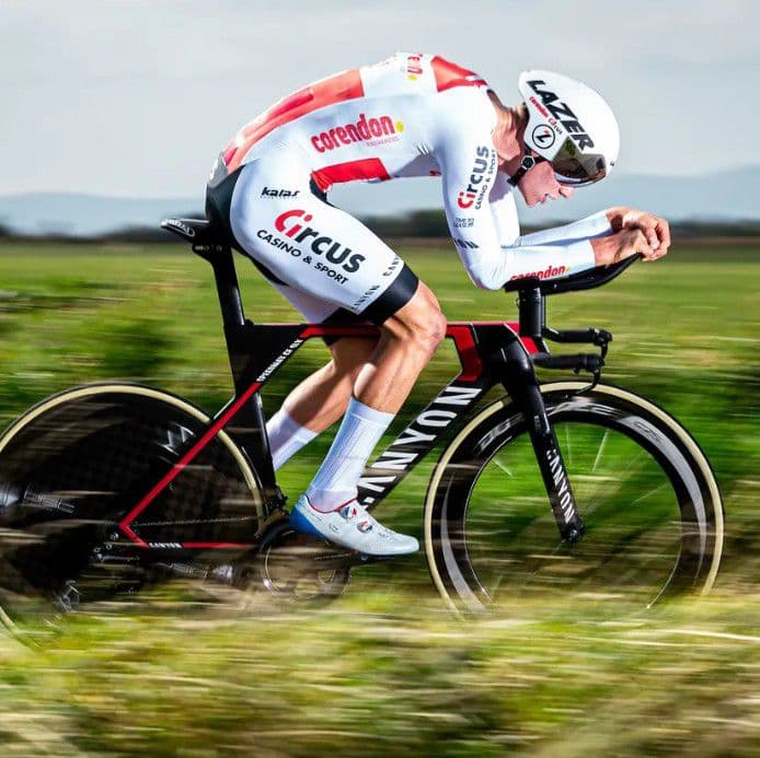 支給品　Corendon Circus　スキンスーツ　コレンドンサーカス　ワンピ