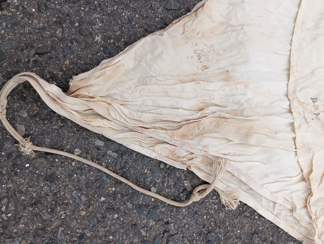 落下傘　　戦前　戦時中　　パラシュート　絹　　戦時資料　戦争　落下傘部隊　布