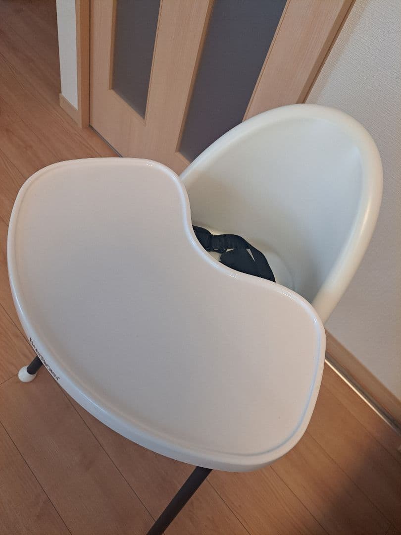 【mksi】安全ベルト付！BABYBJÖRN ハイチェア　ホワイト