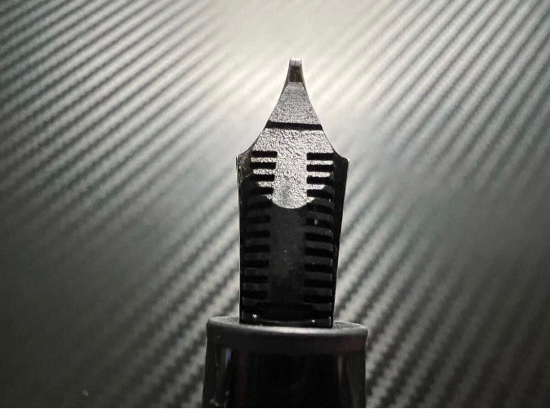 モンブラン 146 万年筆 中白 B 太字 エボナイト芯