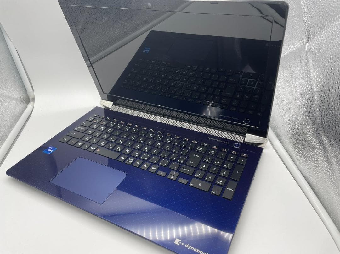 こねこ　第八世代 i7 SSD+HDD Office付き