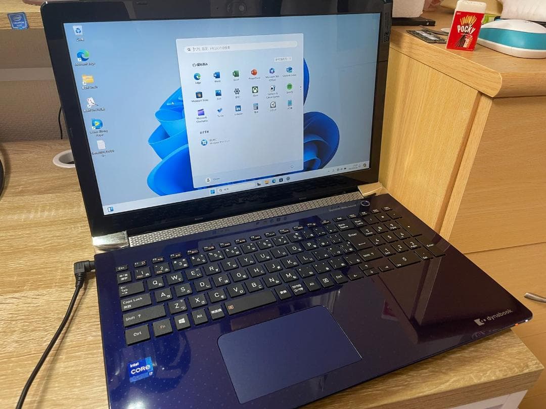 こねこ　第八世代 i7 SSD+HDD Office付き