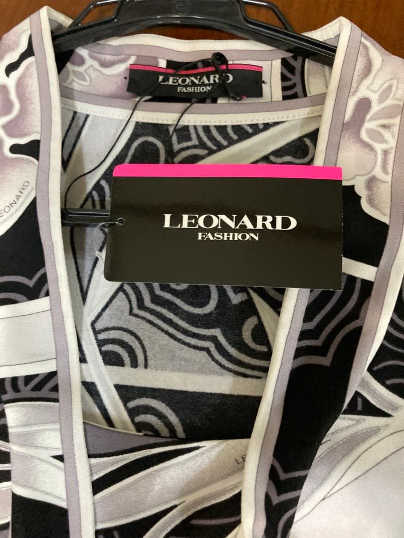 レオナール　ボウタイ　七分袖 ワンピース 日本製