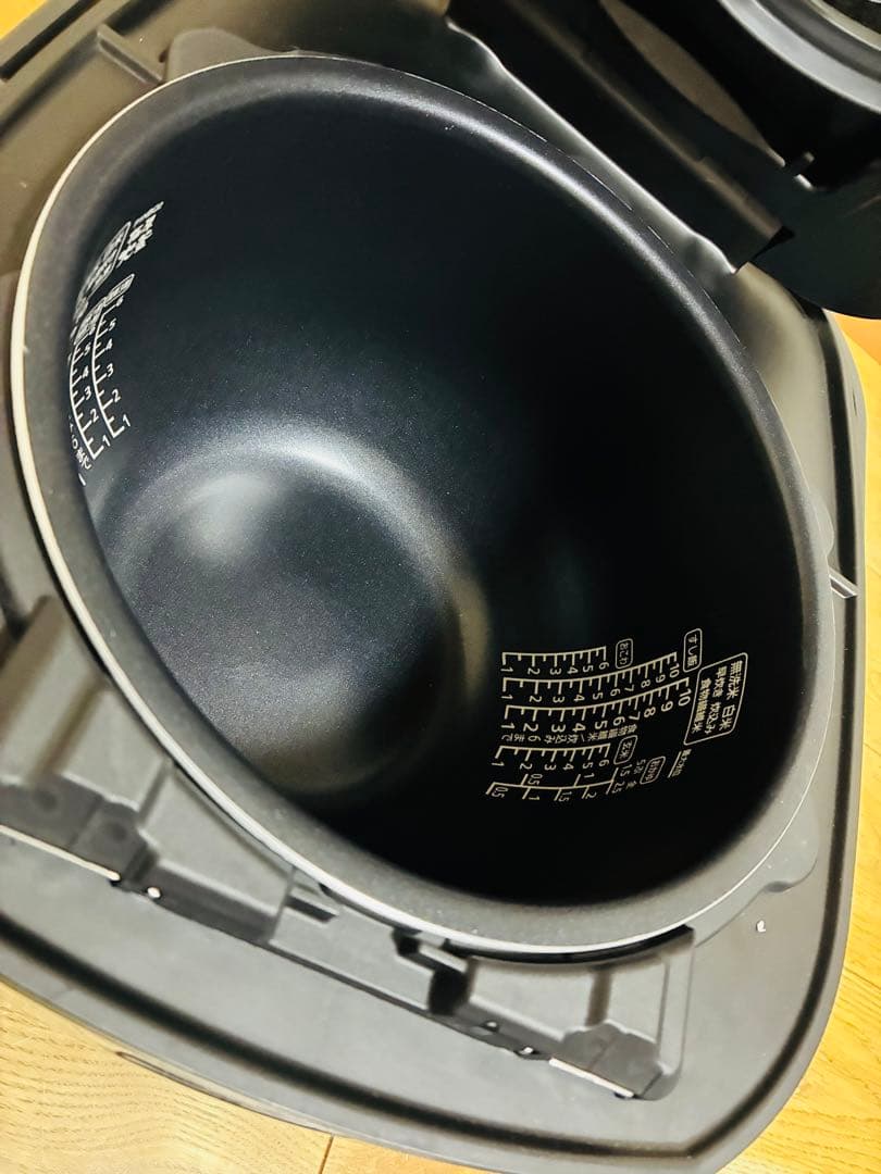 アイリスオーヤマ　圧力IHジャー炊飯器10合 RC-PD10-B 2022年製