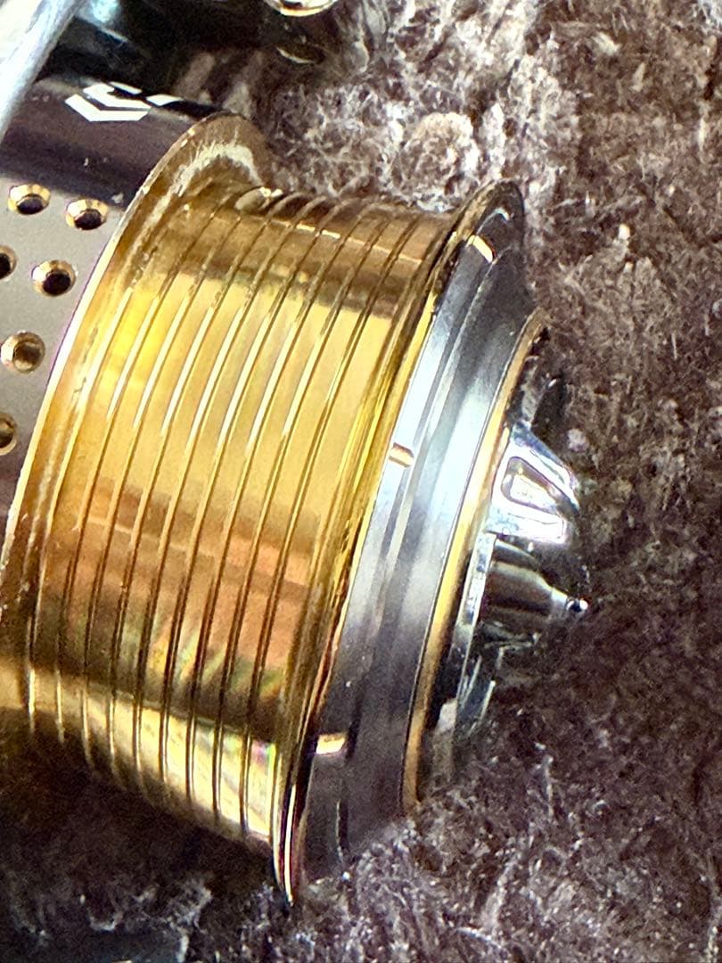 Daiwa 15EXIST 2003F-H スピニングリール