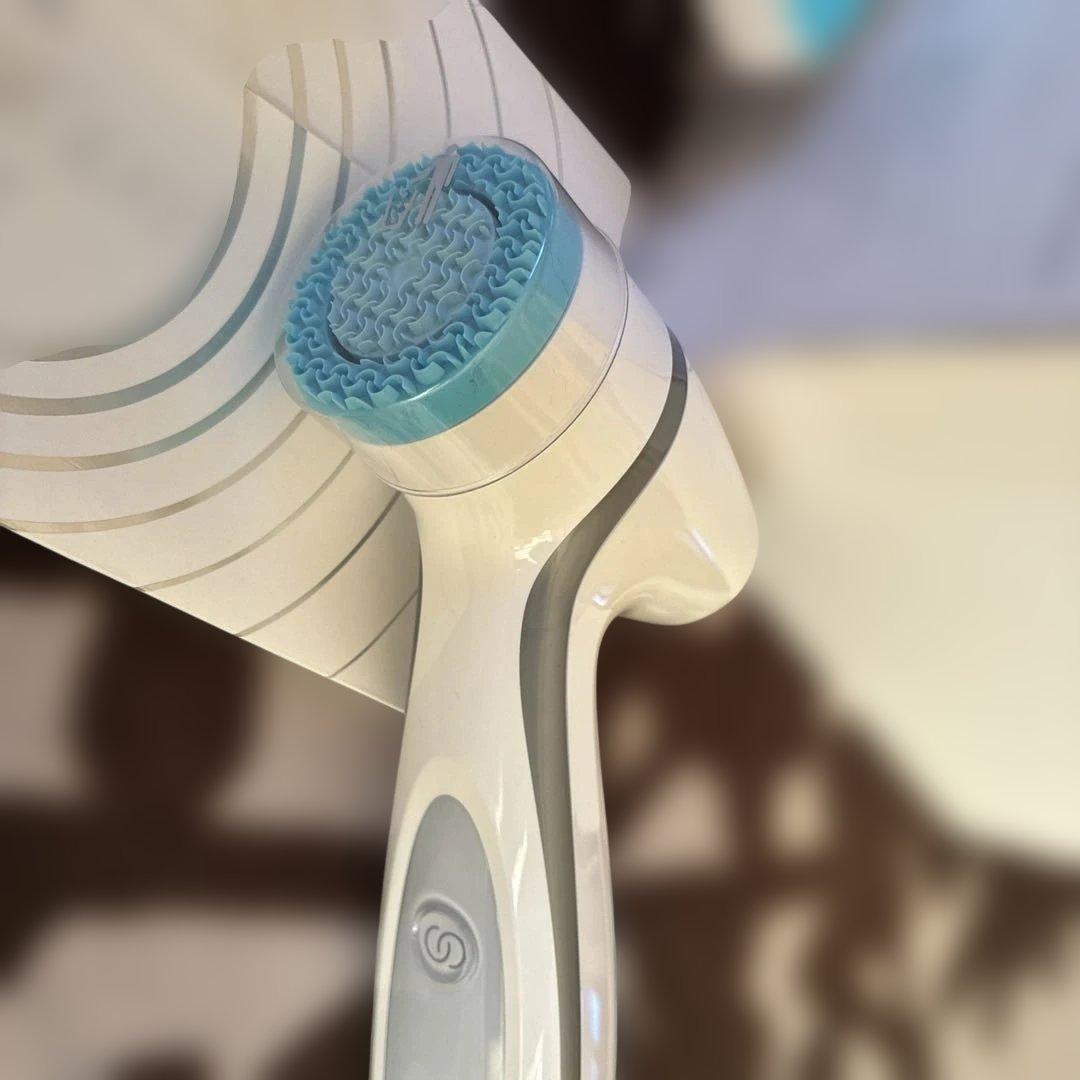 ニュースキン　genLOCルミスパ美顔器 フェイシャルクレンジング