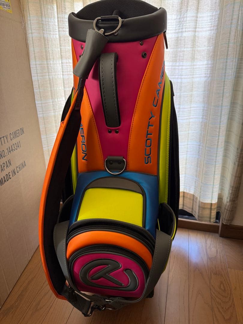 値下げしましたScotty Cameron ツアーバッグ