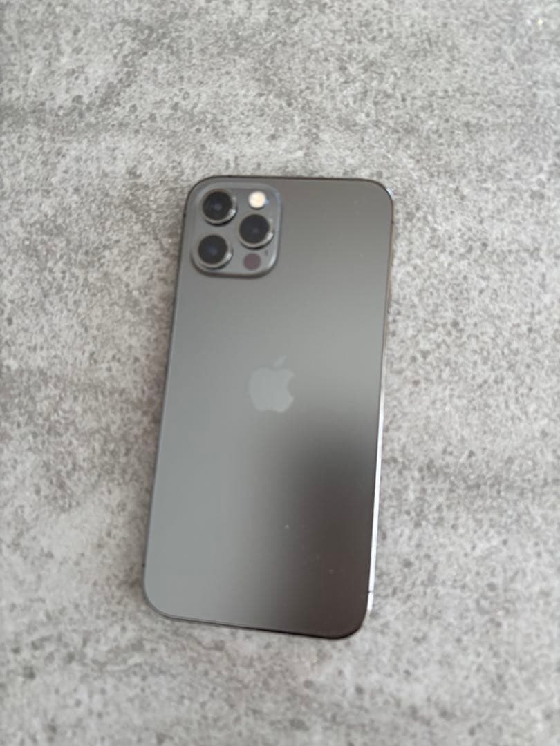 iPhone 12 Pro グラファイト 256GB 【充電ケーブル付】