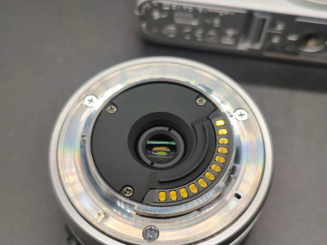 Nikon 1 J3 ミラーレスカメラ シルバー レンズ付き