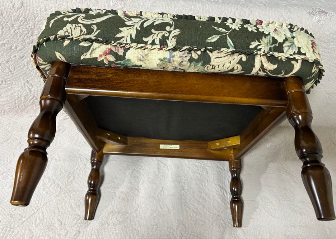 カリモク　スツール　オットマン　karimoku コロニアル　カリモク家具