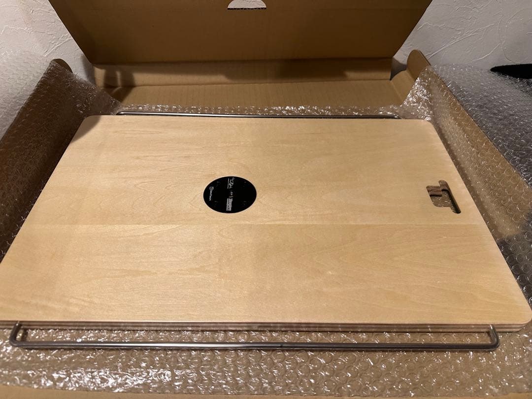 新品未使用 GRINDLODGE グラインドロッヂ　Thearth 床上手 蓄光