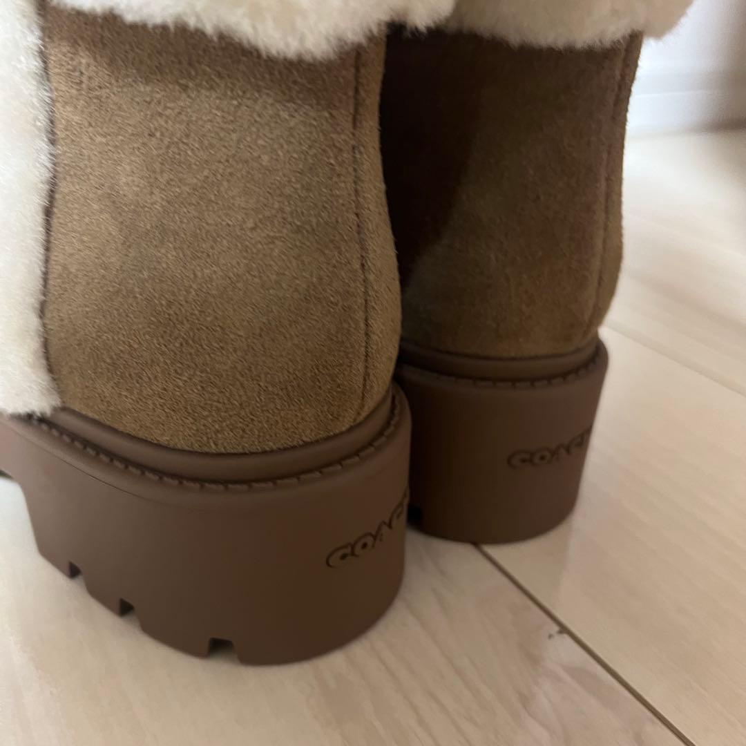 コーチ チャンキー シェルパ ブーティ　シグネチャー スエード ブラウン24