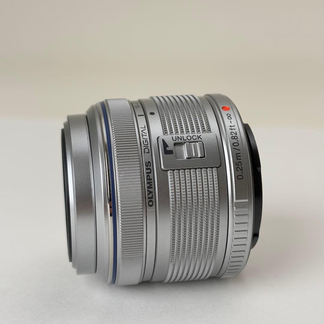 オリンパス レンズM.ZUIKO 14-42 3.5-5.6 ii R 852