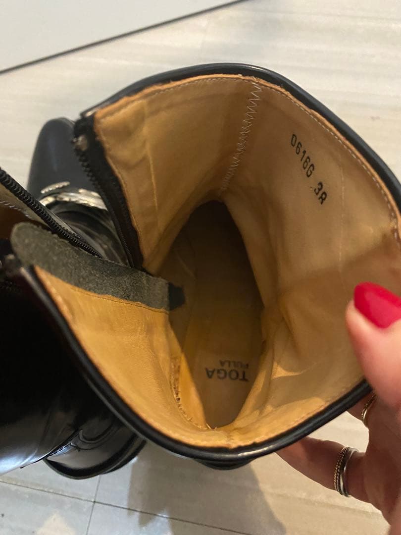 ★TOGAPULLA★本革バックルブーツ38美品