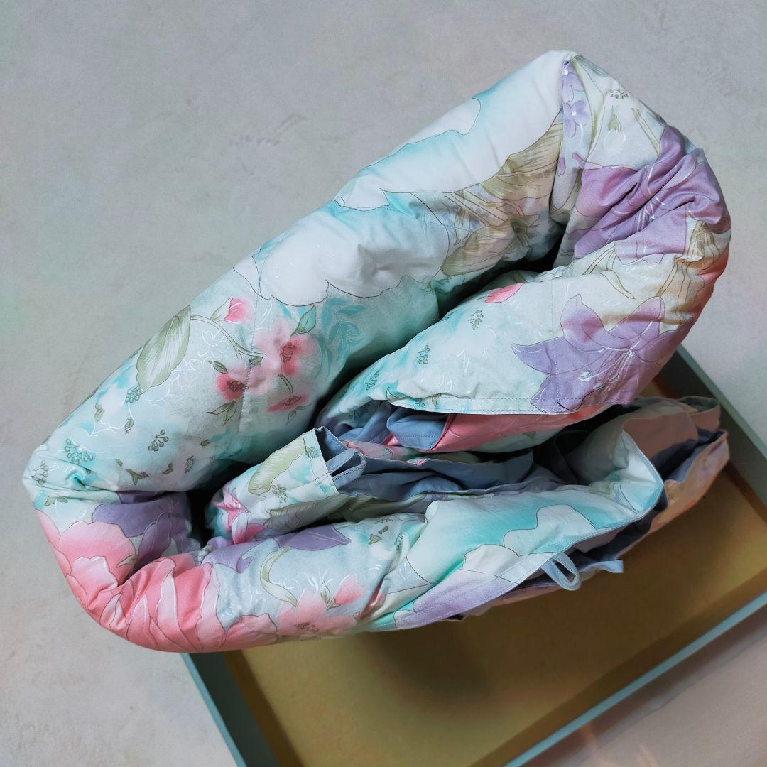 未使用品　ホワイトダウン90%　0.4kg　高級羽毛肌掛け布団