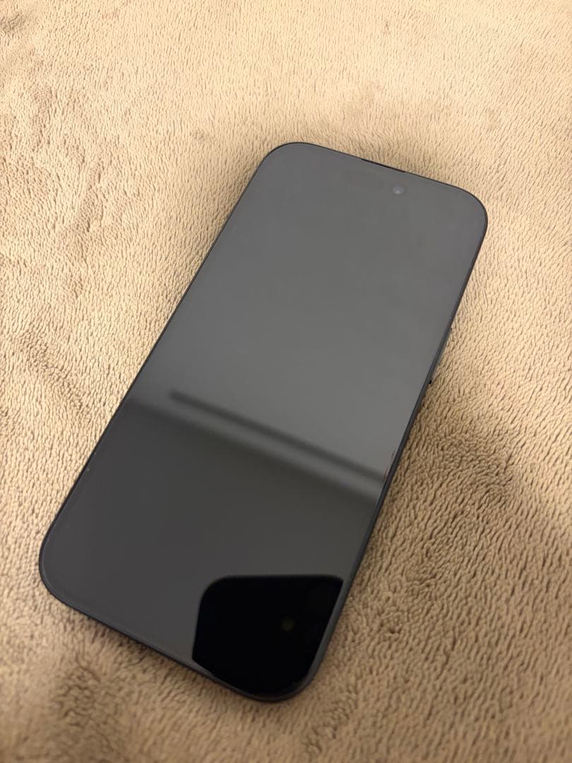 iPhone 15 128GBブラック 本体