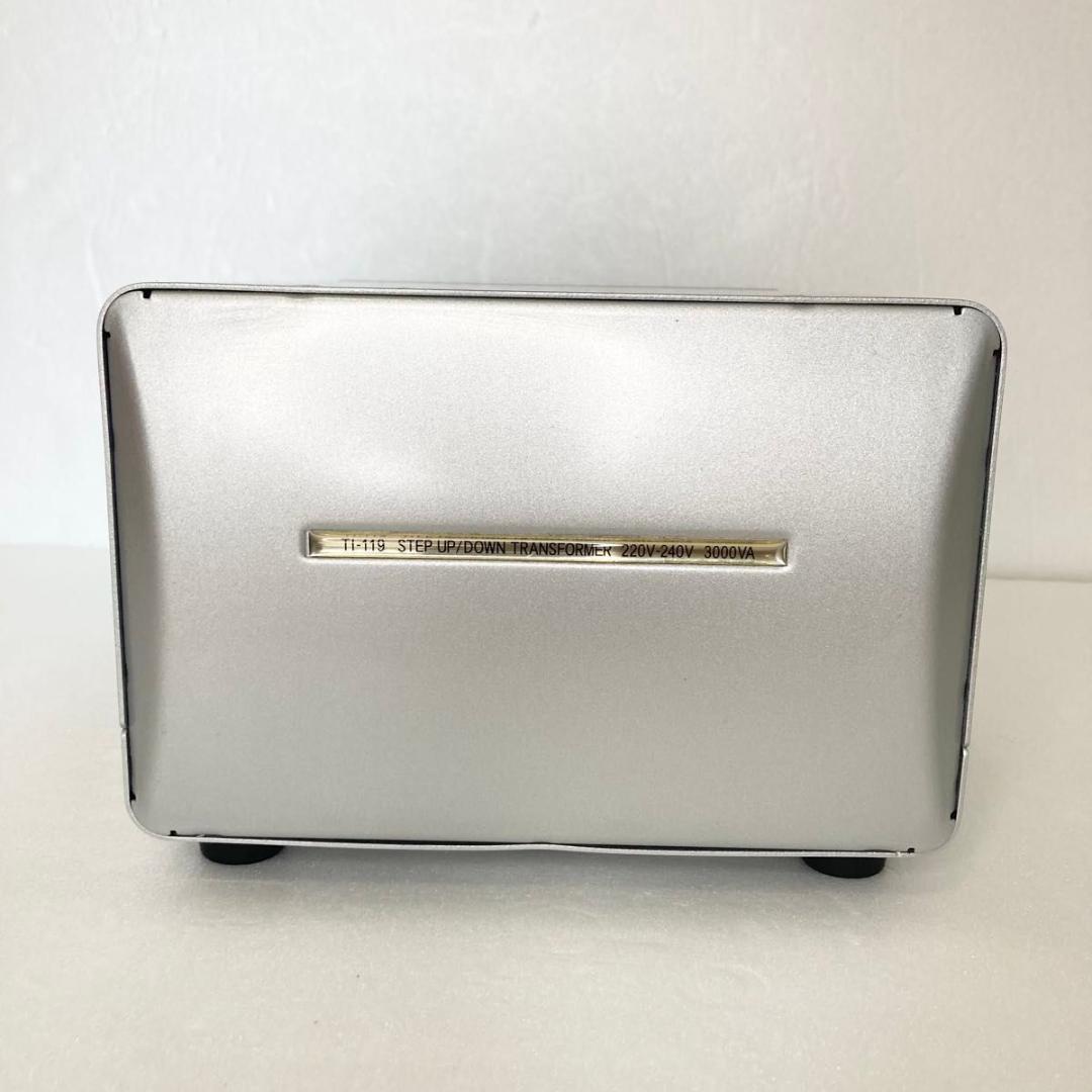 美品 カシムラ 変圧器 3000VA 230V-100V TI-119