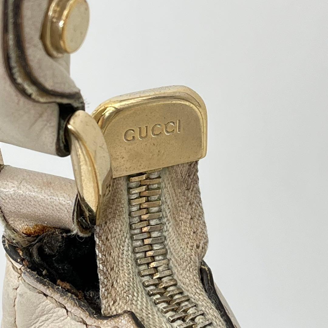 GUCCI ワンショルダーバッグ 肩掛け アビーライン ゴールド金具 レザー 白