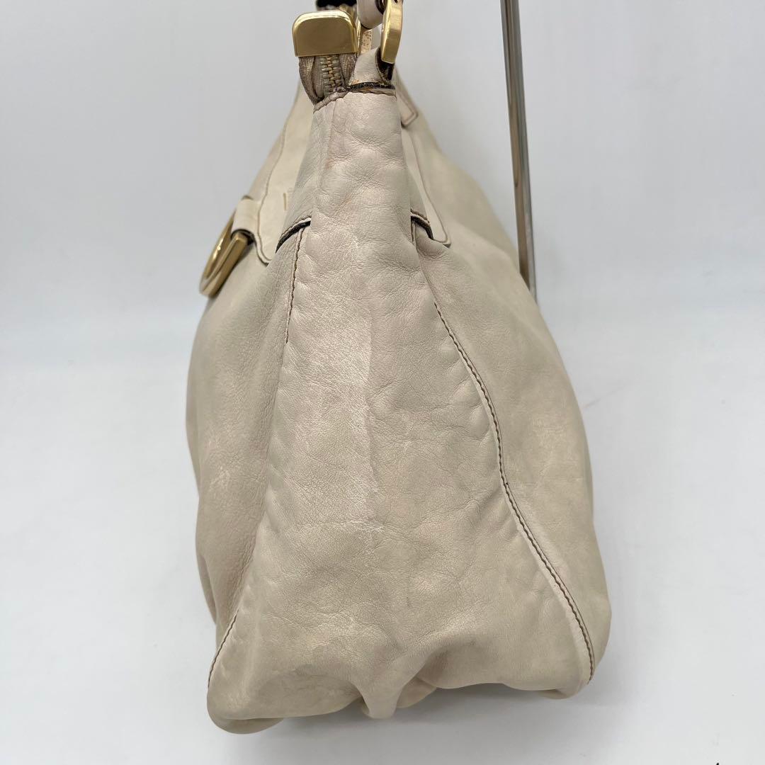 GUCCI ワンショルダーバッグ 肩掛け アビーライン ゴールド金具 レザー 白