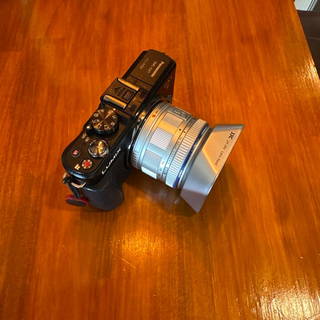 OLYMPUS 14-42mm F3.5-5.6II 角形フード 飾リング付