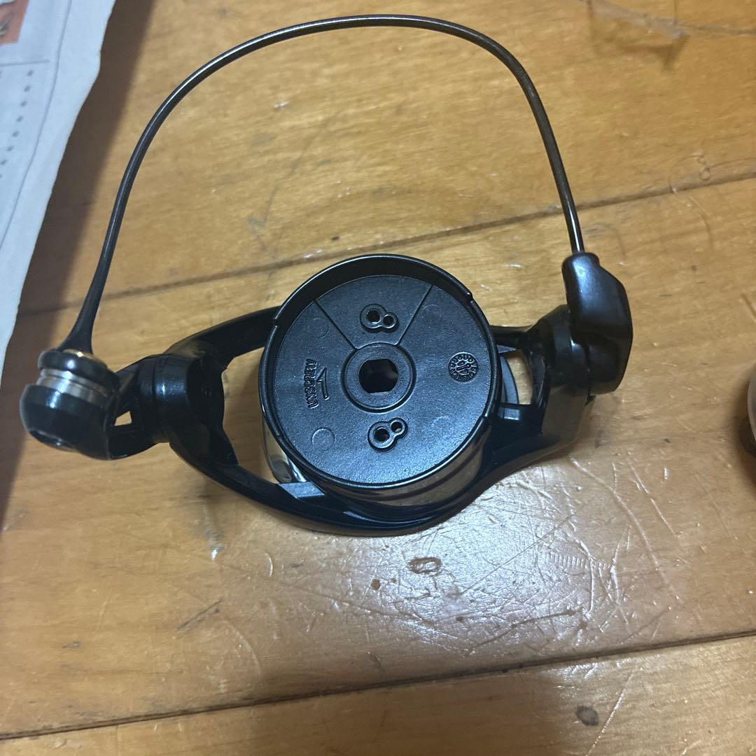 SHIMANO 17ツインパワーXD 4000XGジャンクパーツ