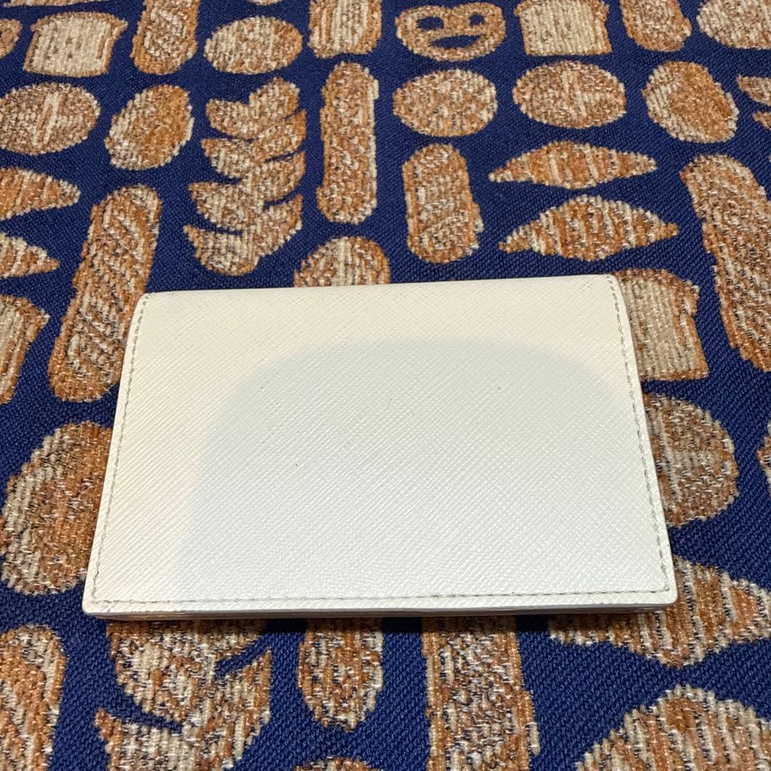 aoponyan 名刺入れ　サルヴァトーレ フェラガモ