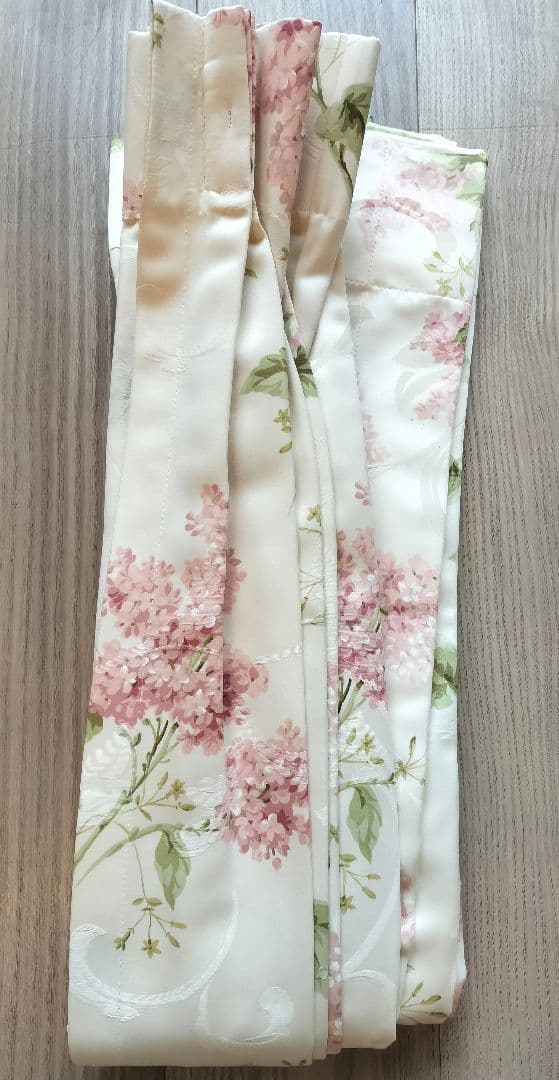 美品 カーテンKAWASHIMASELKON幅810㎝/丈2000㎝2枚