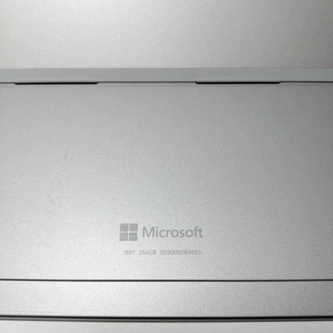 Microsoft Surface Pro5 256GB タイプカバー付