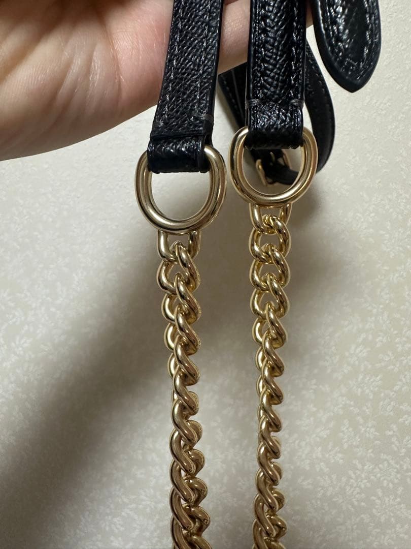 (最終値下げ) COACH ハート型ショルダーバッグ ブラック