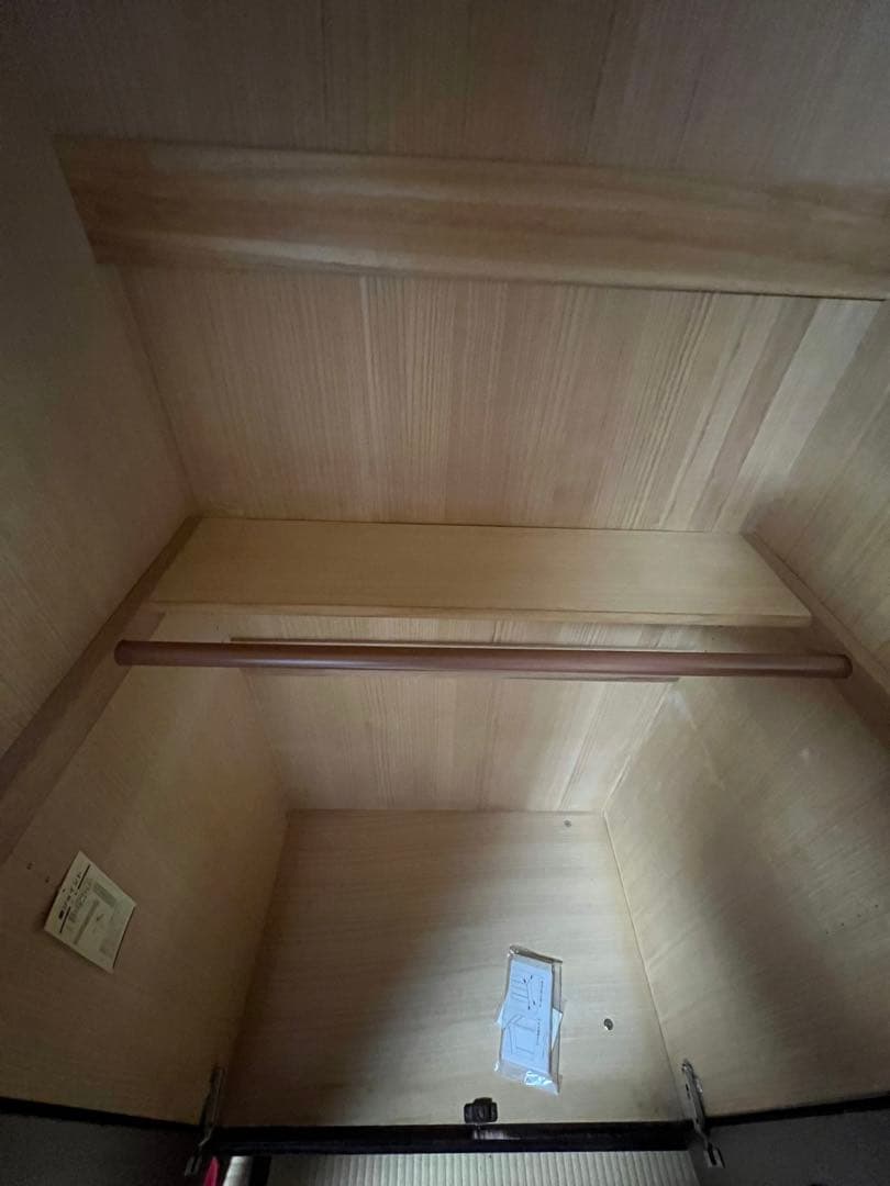 府中家具　最高級洋ダンス　3枚扉　桐　家具