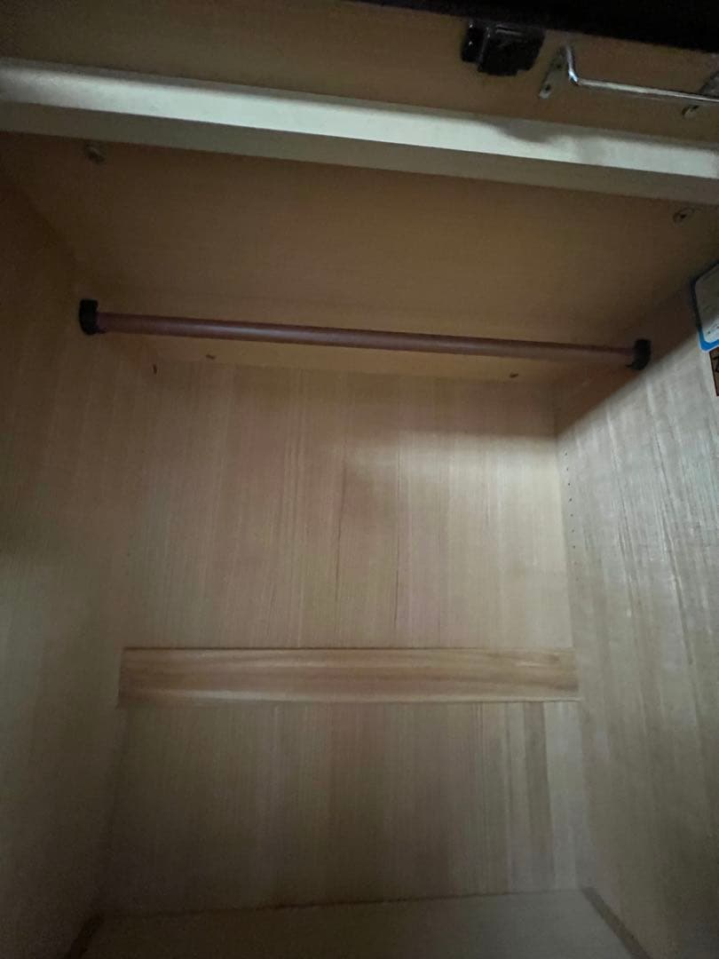 府中家具　最高級洋ダンス　3枚扉　桐　家具