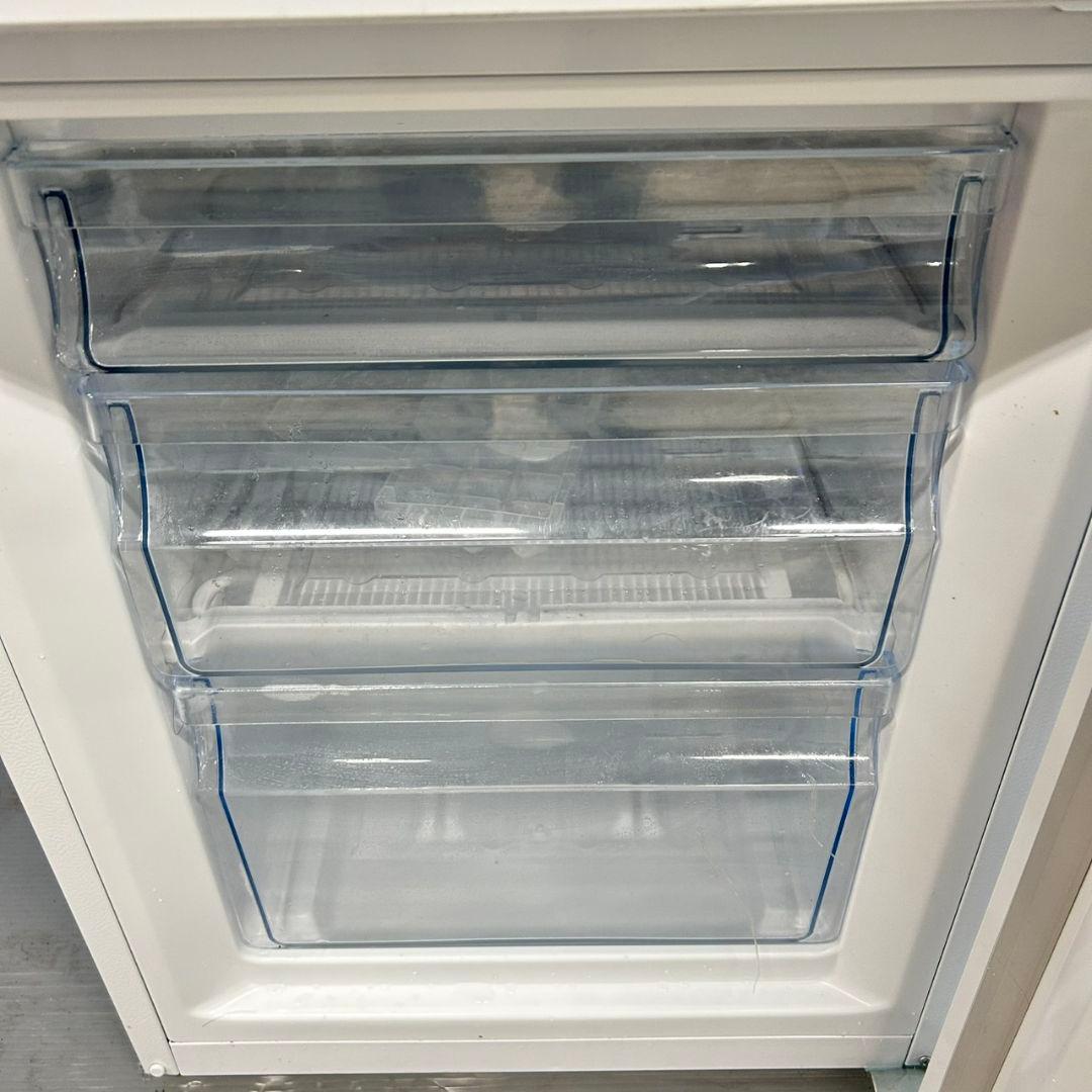 534 関東圏対応　冷蔵庫　200L弱　一人暮らし　小型　美品　保証込