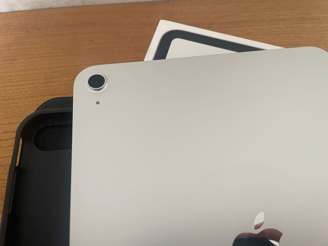 Apple iPad (第10世代) 64GB グレー　ケース ペン フィルム付