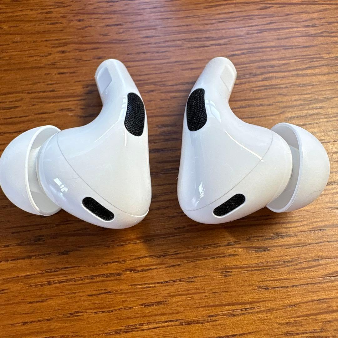 【美品】Apple AirPods Pro2 MQD83J/A