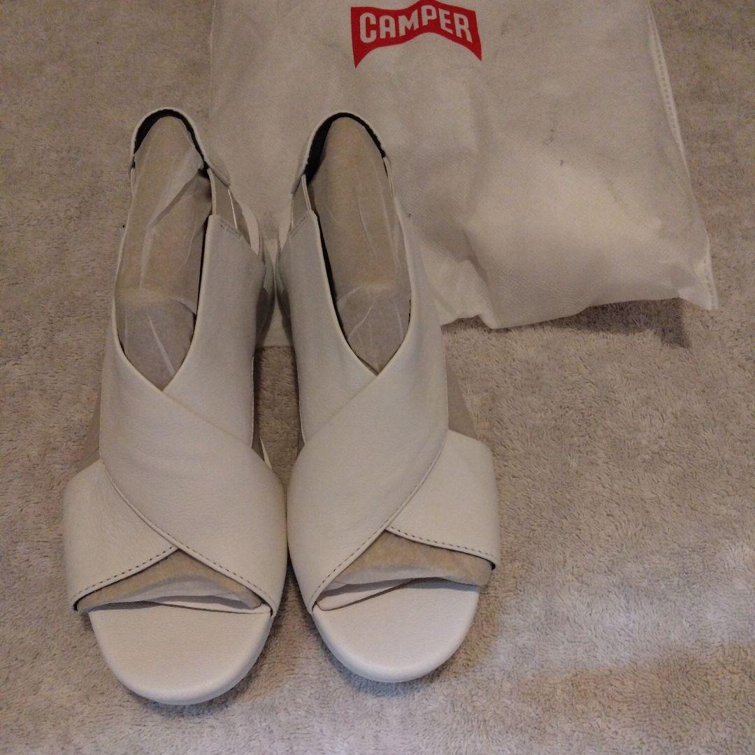 新品未使用★CAMPER　厚底コンフォートサンダル　ホワイト　23.5