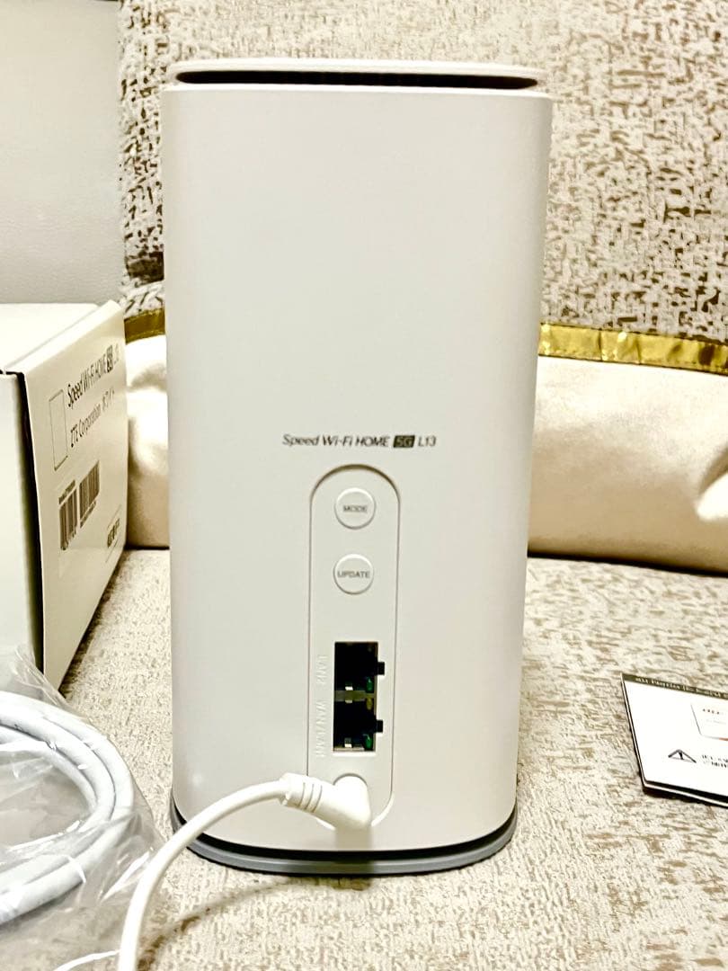 Au Speed Wi-Fi  L3 本体と付属品