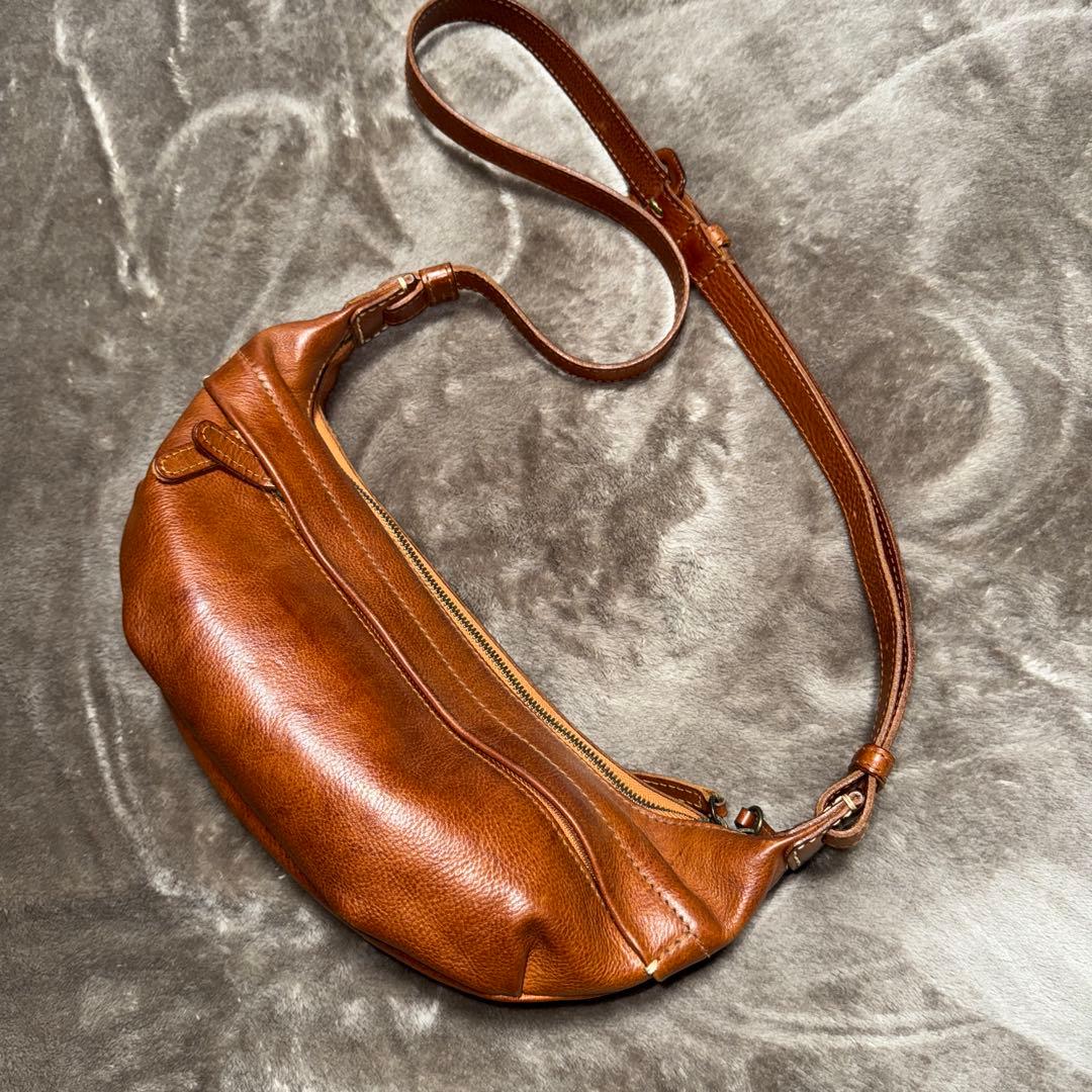 ゲンテン genten ボディバッグ トスカ シボ ブラウン