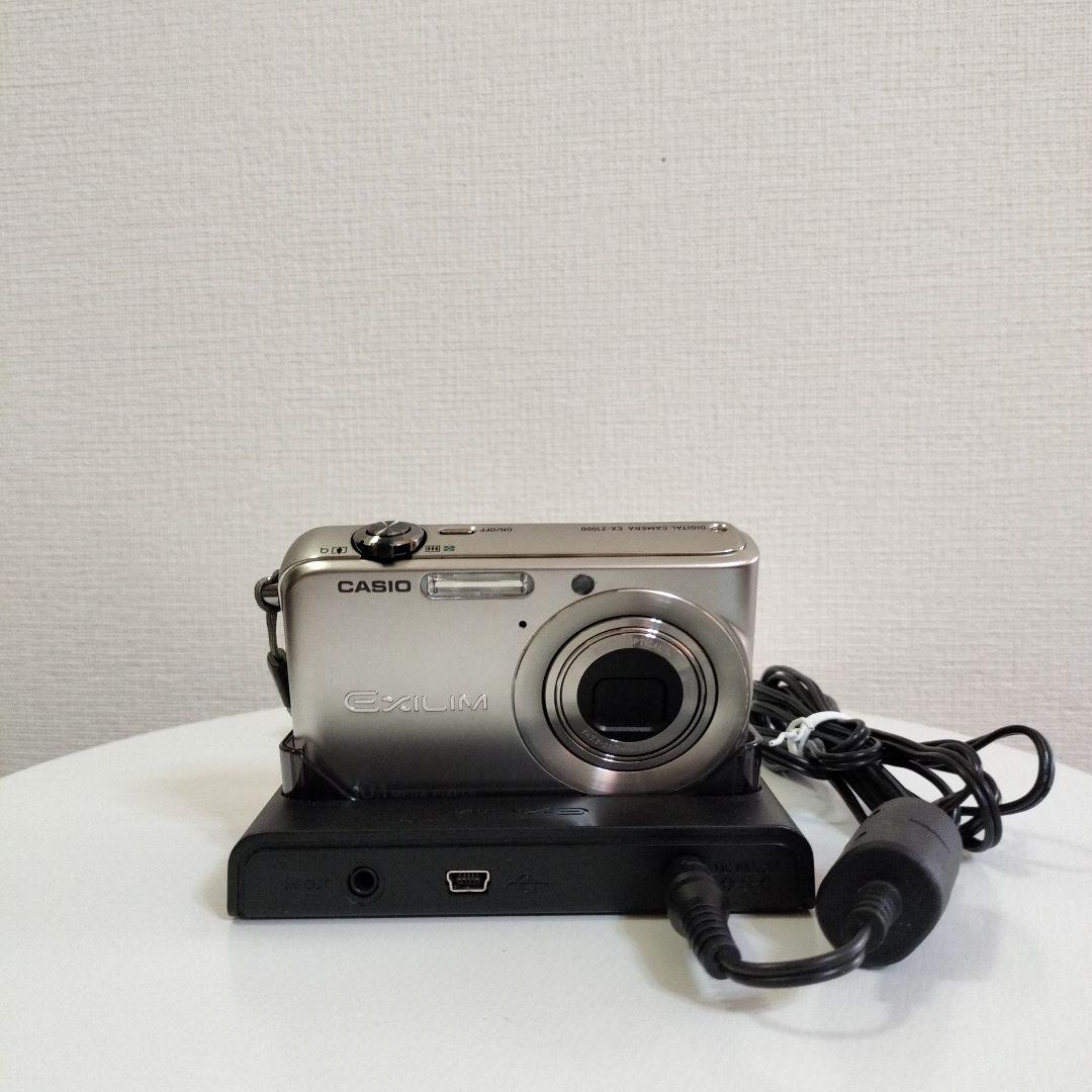 【中古品】CASIO EXILIM EX-Z1000 デジカメ（三脚付き）