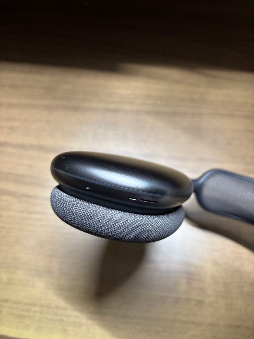 AirPod max 第一世代