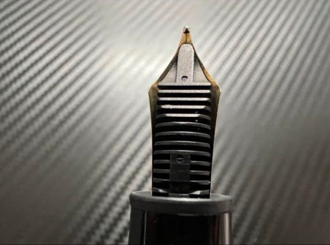 美品 モンブラン ヘミングウェイ芯 ル・グラン 146 中白 M 中字 万年筆