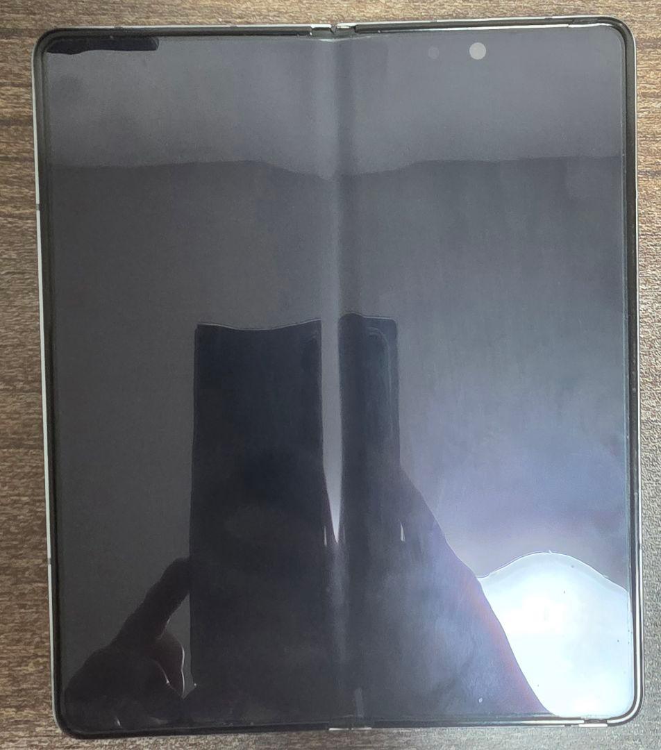 Samsung Galaxy Z Fold 5 au版 本体 +箱、純正カバー付