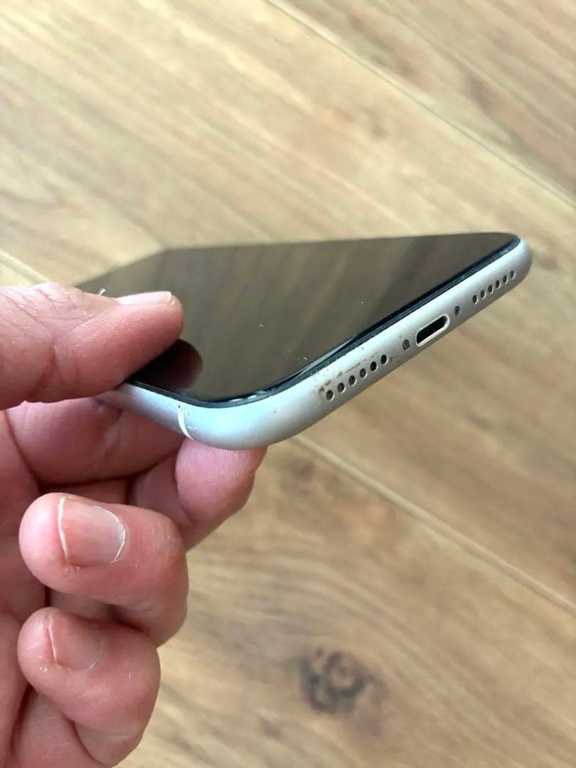 iPhone 11 256GB ホワイト