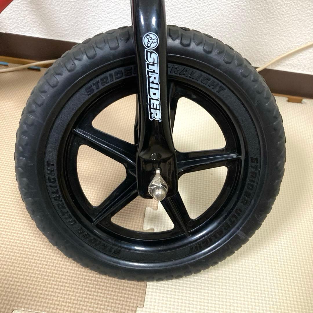【STRIDER ストライダー】スポーツモデル 12インチ12型 赤 レッド