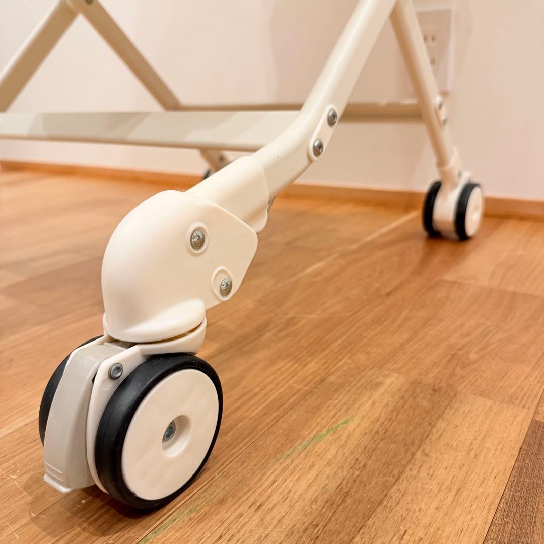 良品 コンビ ネムリラ ATオートスイング ハイローチェア 電動チェア