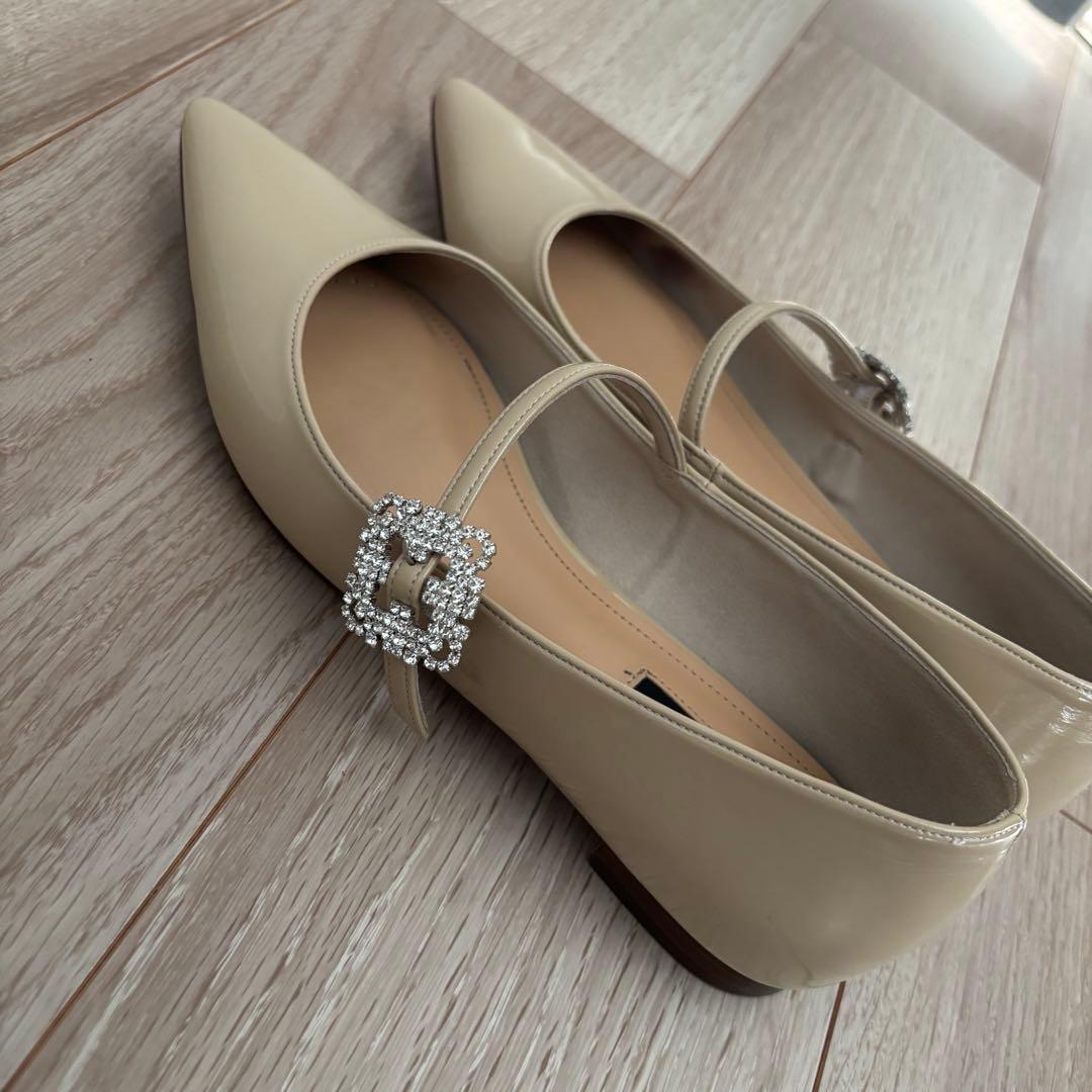 OHGA エナメル ビジューパンプス ベージュ 24.5