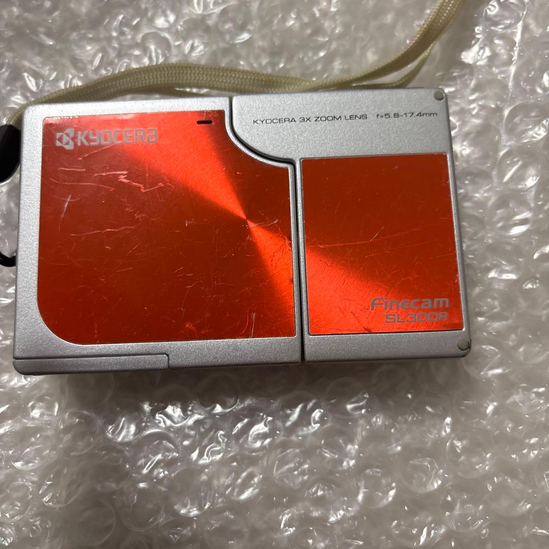 ［動作品］京セラ　デジカメKYOCERA FINECAM SL300R　レッド