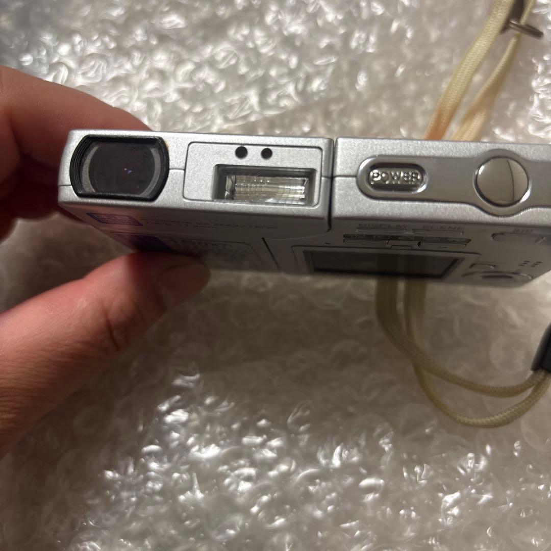 ［動作品］京セラ　デジカメKYOCERA FINECAM SL300R　レッド