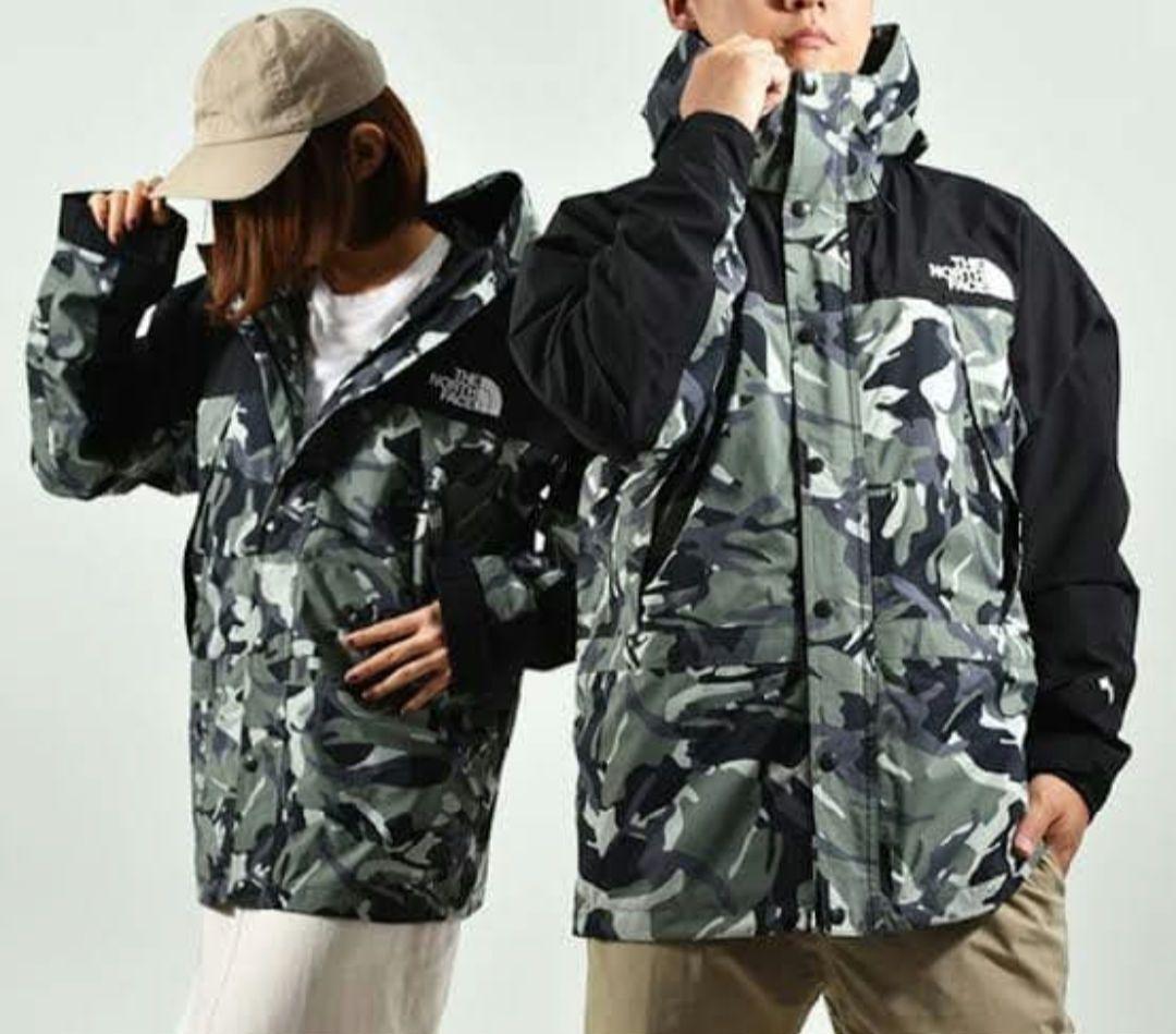【ノースフェイス】ノベルティマウンテンライトジャケットカモフラ柄 ゴアテックス