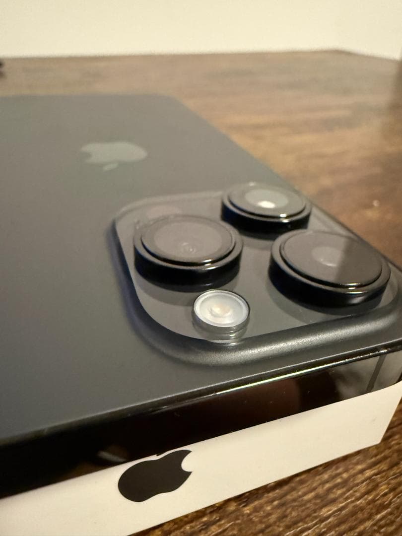 Apple iPhone 14 Pro 256GBスペースブラックSIMフリー