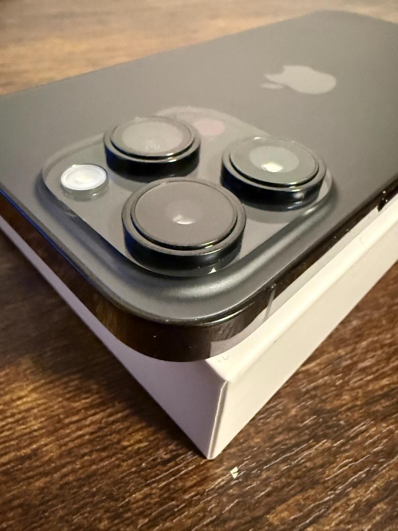 Apple iPhone 14 Pro 256GBスペースブラックSIMフリー